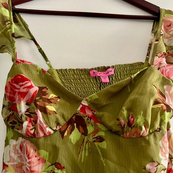 Floral Green Midi Dress - Picture 5 of 10